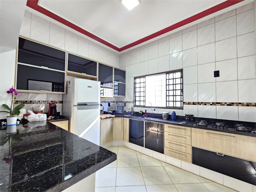 Casa à venda com 3 quartos, sendo 1 suíte,  em Jardim Jóquei Clube, Ribeirão Preto, SP