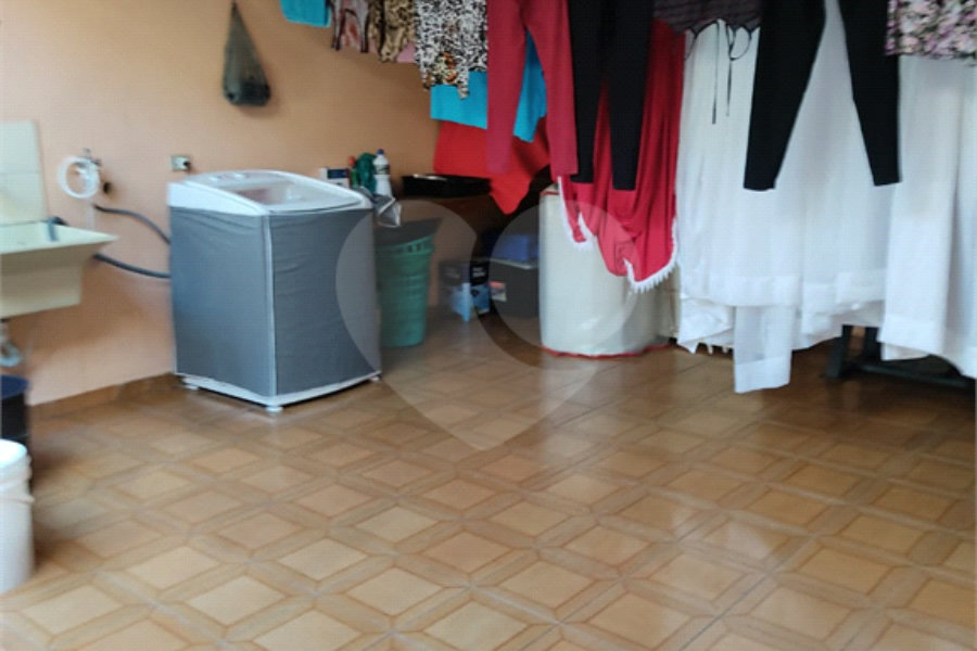 Sobrado à venda com 3 quartos, sendo 1 suíte, em Vila Nova Cachoeirinha, São Paulo, SP