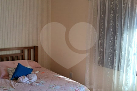 Casa à venda com 3 quartos, sendo 1 suíte,  em Jardim Universo, Mogi das Cruzes, SP