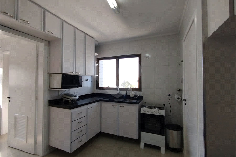 Apartamento para alugar com 3 quartos, sendo 1 suíte, em Morumbi, São Paulo, SP