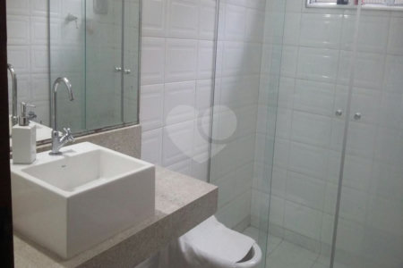Casa à venda com 3 quartos, sendo 1 suíte, em Jardim Pinheiros, São Paulo, SP
