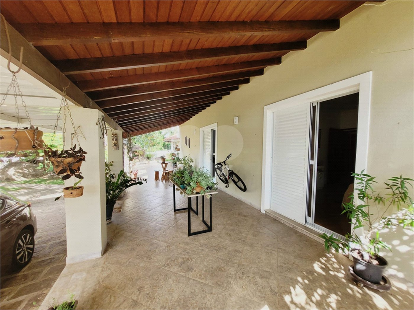 Casa à venda com 4 quartos, sendo 3 suítes,  no condomínio Acmti - Colinas do Mosteiro, Terras de Itaici e Recanto dos Pássaros, Indaiatuba - SP