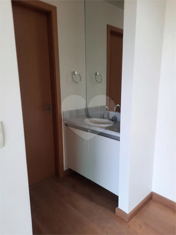 APARTAMENTO DE 44,0 M² COM 01 DORMITÓRIO E COZINHA COM ARMÁRIOS, VARANDA GOURMET E VAGA PARA LOCAÇÃO EM SANTANA