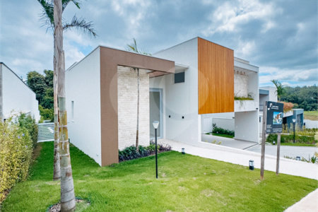 Casa à venda com 4 suítes no condomínio Villa dos Pinheiros, Indaiatuba - SP