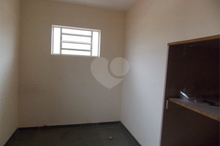 Casa à venda com 3 quartos, sendo 2 suítes, em Vila Helena, Atibaia, SP
