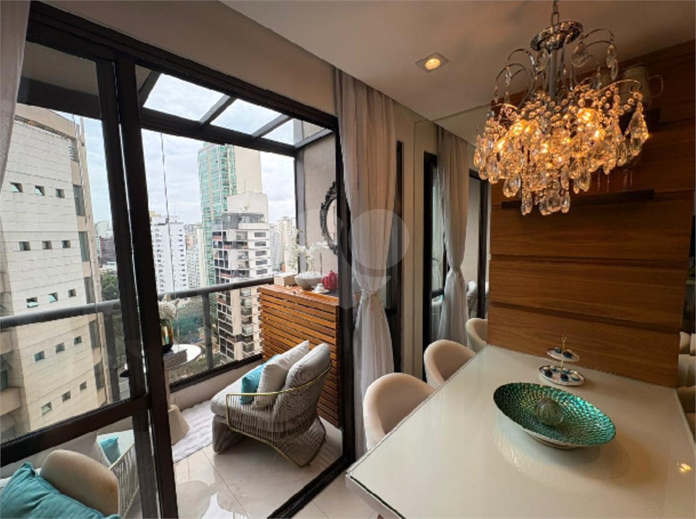 Duplex à venda com 2 suítes em Indianópolis, São Paulo, SP
