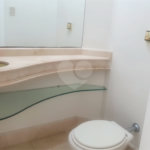 Casa à venda com 4 quartos, sendo 2 suítes,  no condomínio Lake Louise, São Paulo - SP