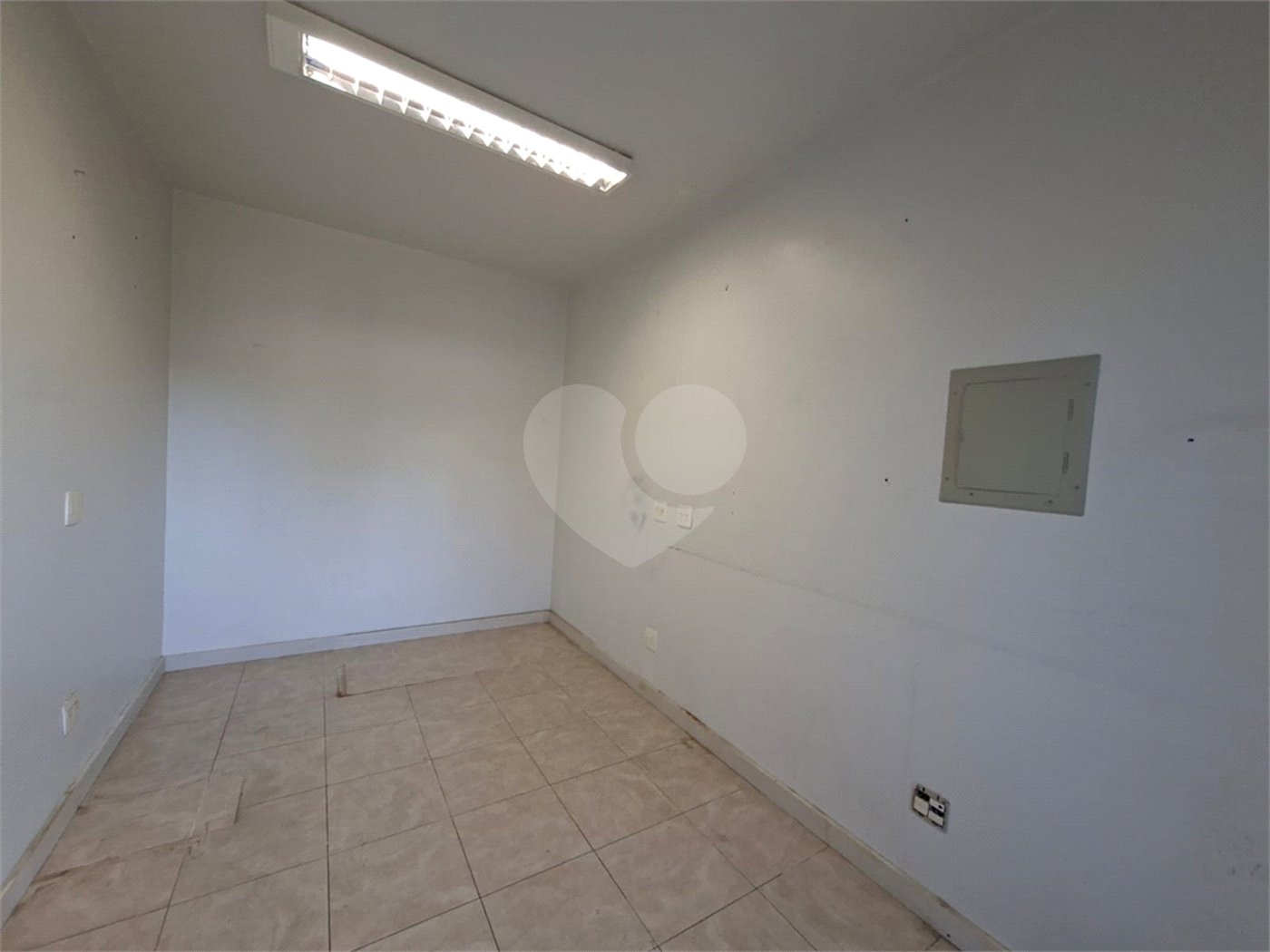 Casa à venda com 2 quartos, sendo 1 suíte, em Planalto Paulista, São Paulo, SP