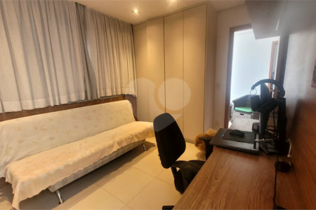 Cobertura à venda com 3 quartos, sendo 1 suíte,  em Tijuca, Rio de Janeiro, RJ