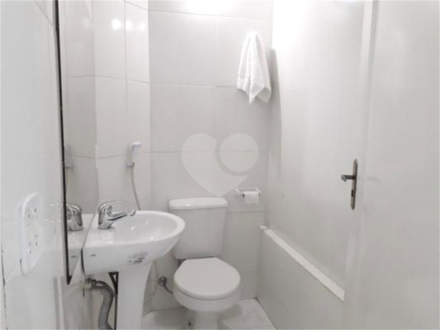 Apartamento à venda com 3 quartos, sendo 1 suíte, em República, São Paulo, SP