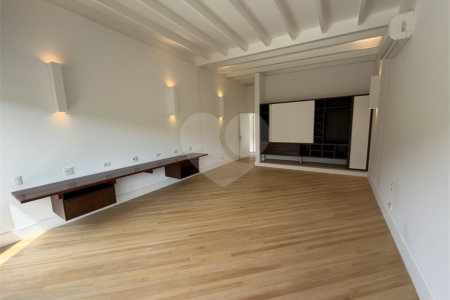 Casa à venda com 4 suítes em Residencial Tamboré, Barueri, SP