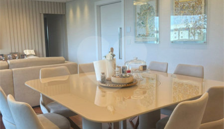 Apartamento à venda com 3 suítes em Jardim Marajoara, São Paulo, SP