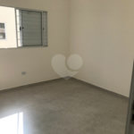 Casa de Vila à venda com 2 quartos em Jardim São Felipe, Atibaia, SP