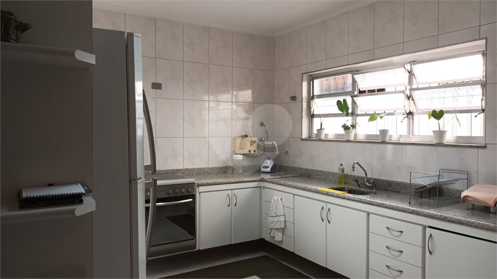 Casa à venda com 3 quartos, sendo 1 suíte, em Planalto Paulista, São Paulo, SP