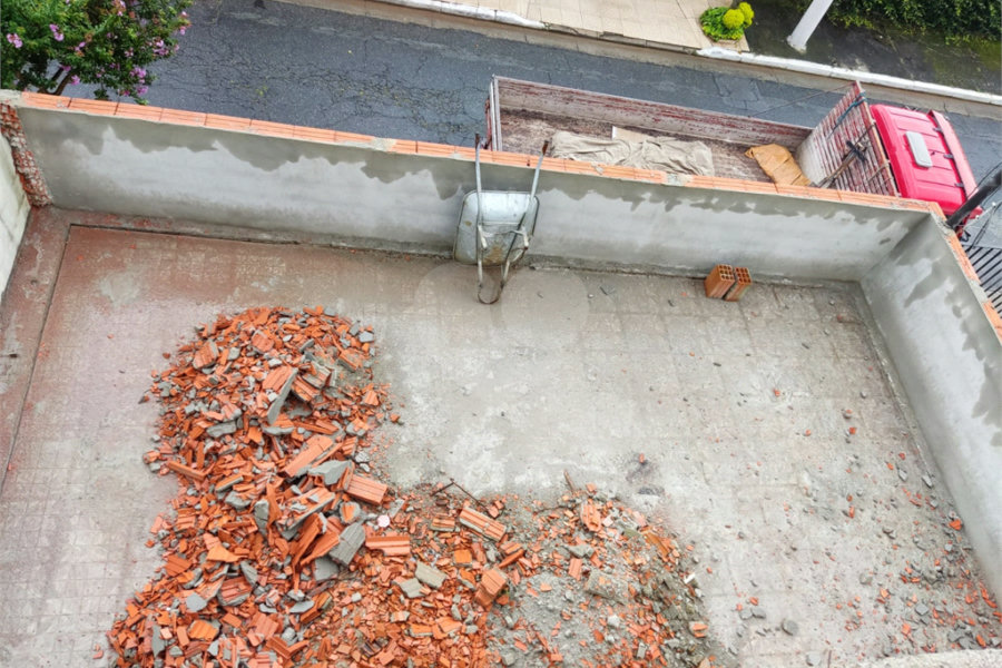 Sobrado à venda com 4 quartos, sendo 2 suítes, em Tremembé, São Paulo, SP