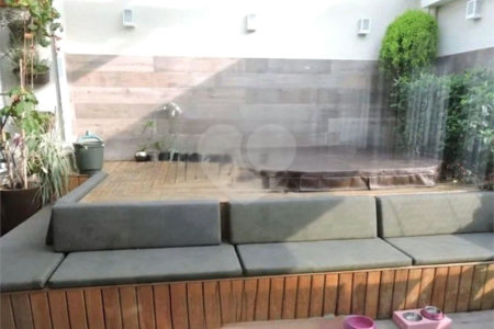 Cobertura para alugar com 4 quartos, sendo 3 suítes,  em Vila Morse, São Paulo, SP