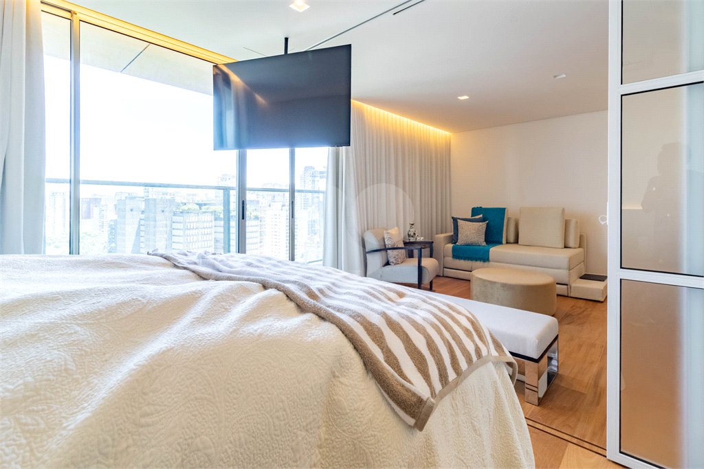 Apartamento à venda ou para alugar com 1 quarto em Vila Olímpia, São Paulo, SP