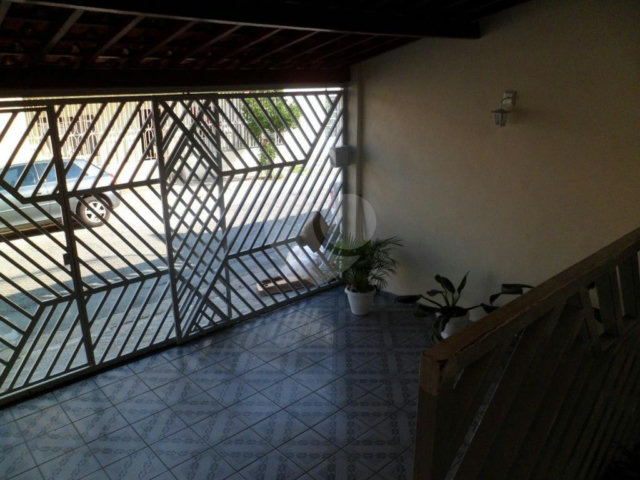 Sobrado à venda com 3 quartos, sendo 1 suíte,  em Vila Medeiros, São Paulo, SP