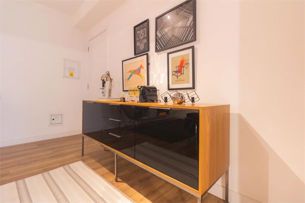Apartamento à venda com 2 quartos, sendo 1 suíte,  em Vila Gertrudes, São Paulo, SP