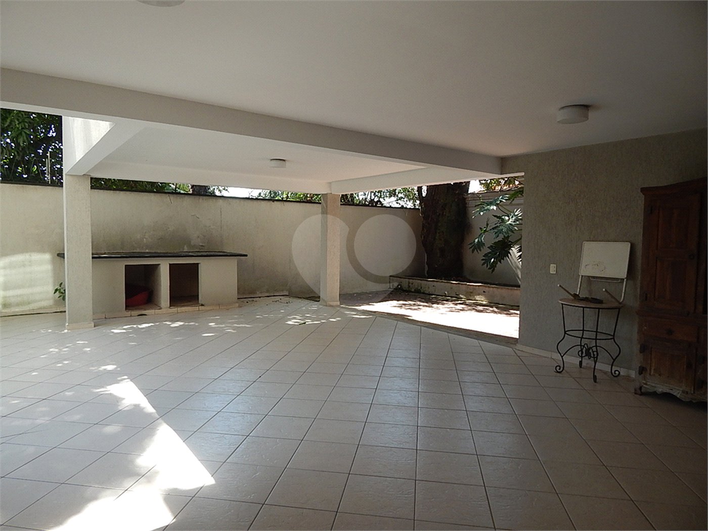 Casa à venda com 3 suítes no condomínio Quinta de Santo Antônio, São Paulo - SP