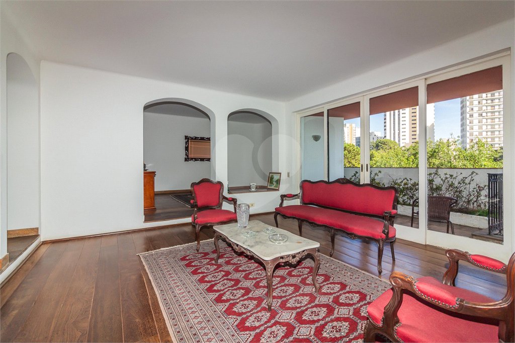 Apartamento à venda com 4 quartos, sendo 3 suítes, em Vila Andrade, São Paulo, SP