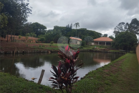 Chácara à venda com 3 quartos, sendo 1 suíte, em Chácara Flora Araraquara, Araraquara, SP