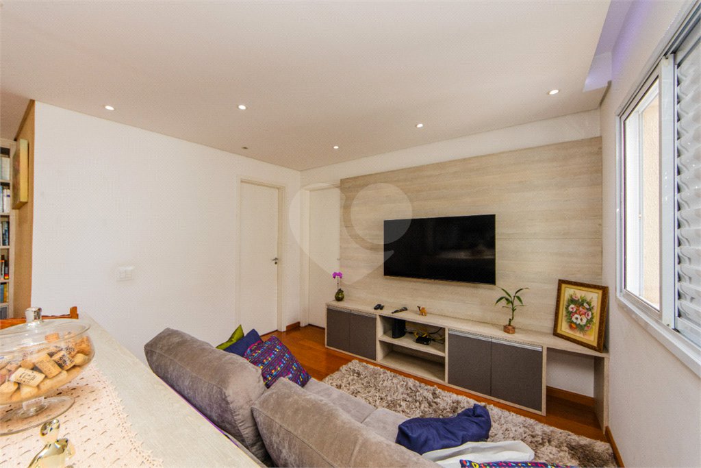 Apartamento à venda com 3 quartos, sendo 2 suítes,  em Tatuapé, São Paulo, SP