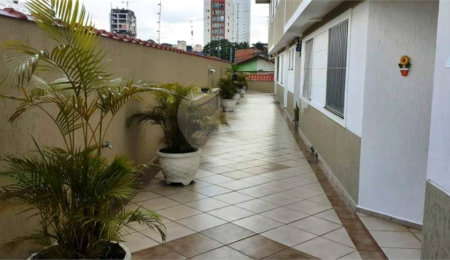 Casa à venda com 3 quartos, sendo 1 suíte, no condomínio Villagio de Lucca II, São Paulo - SP