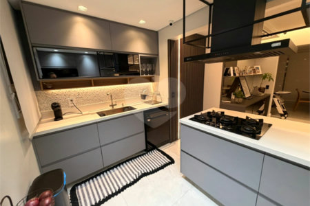 Apartamento à venda com 3 quartos, sendo 1 suíte,  em Granja Julieta, São Paulo, SP