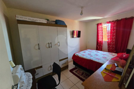 Casa à venda com 2 quartos no condomínio Esmeralda, Itapetininga - SP