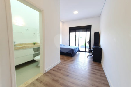 Casa à venda com 6 quartos, sendo 5 suítes, no condomínio Jardim Primavera, Louveira - SP