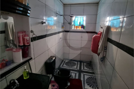 Casa à venda com 1 quarto em Jardim Varan, Suzano, SP