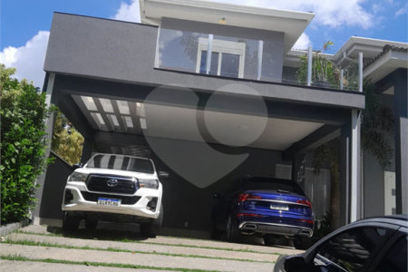 Casa à venda ou para alugar com 4 suítes em Chácaras São Carlos, Cotia, SP