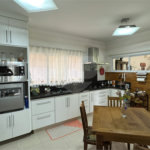 Casa à venda com 3 suítes no condomínio Residencial Delle Stelle, Louveira - SP