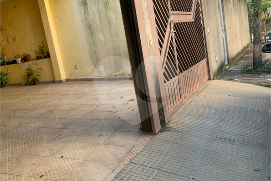 Sobrado à venda com 2 quartos em Santana, São Paulo, SP