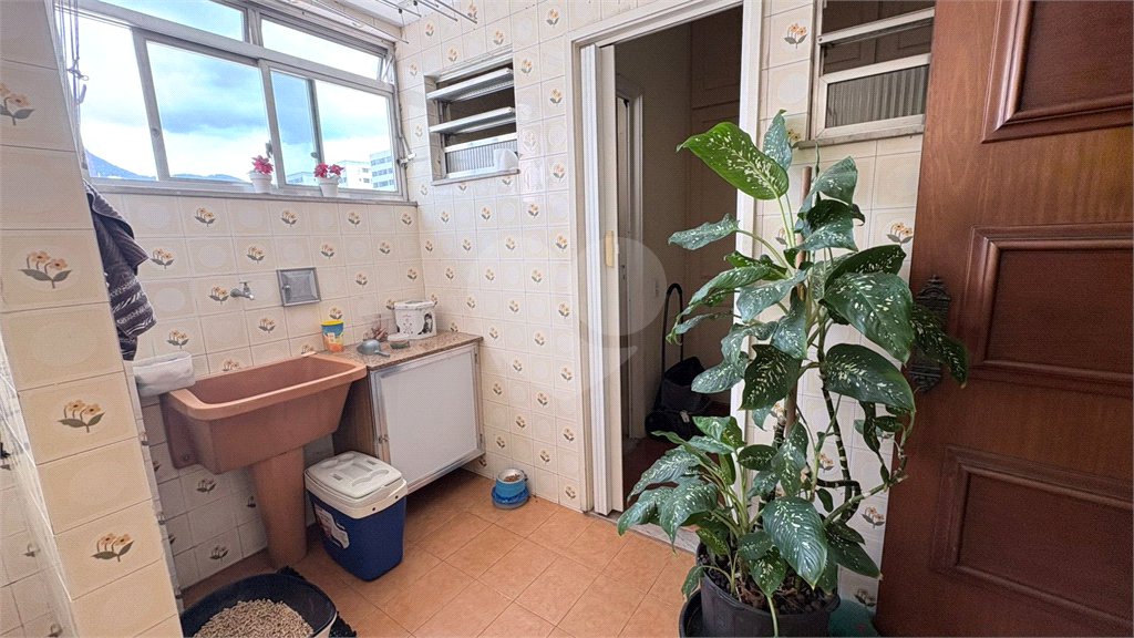 Apartamento à venda com 4 quartos, sendo 1 suíte,  em Tijuca, Rio de Janeiro, RJ