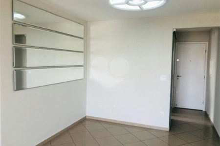 Apartamento à venda com 3 quartos, sendo 1 suíte, em Mooca, São Paulo, SP
