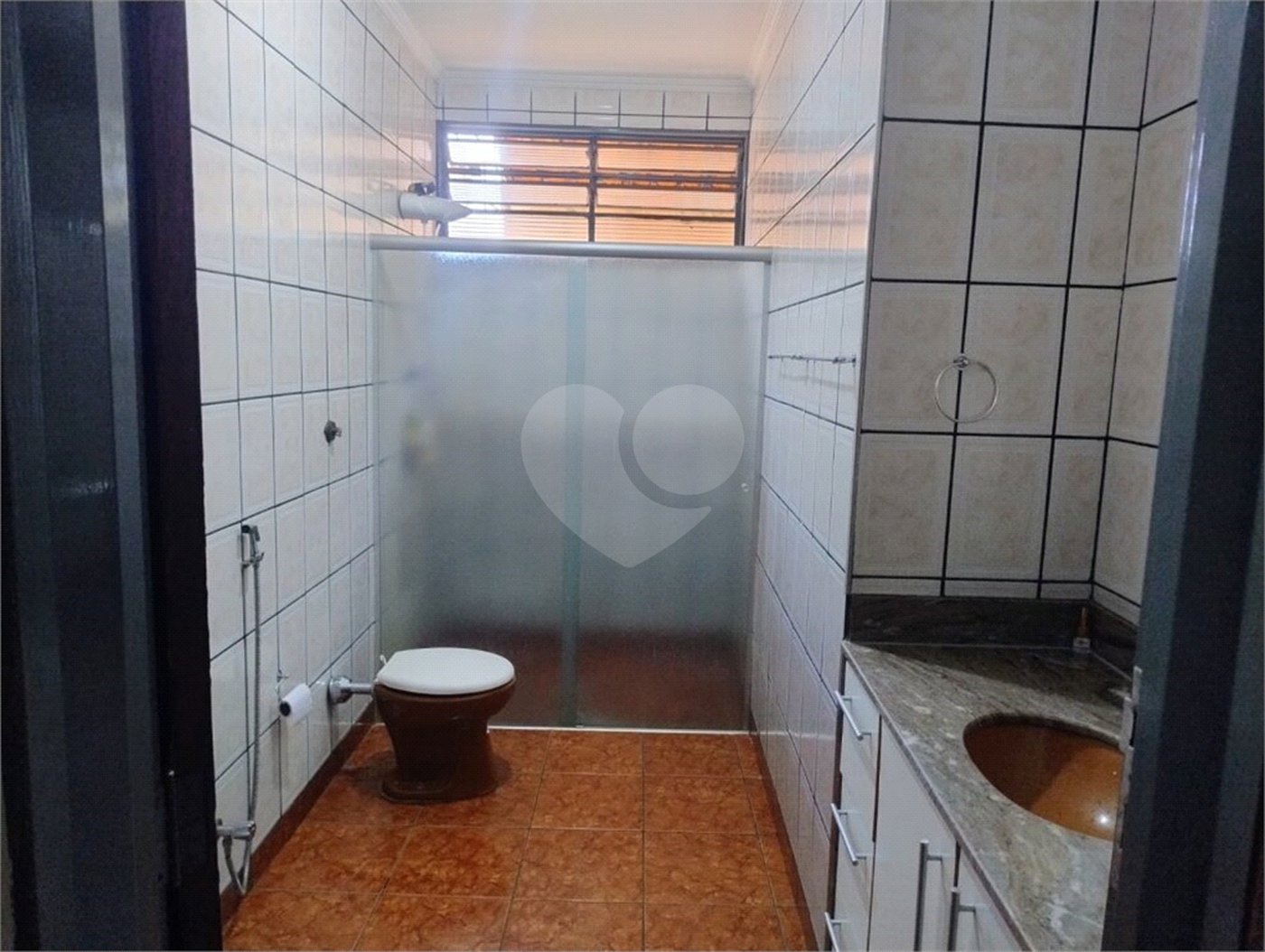 Casa à venda com 3 quartos, sendo 1 suíte, em Vila Mariana, Ribeirão Preto, SP