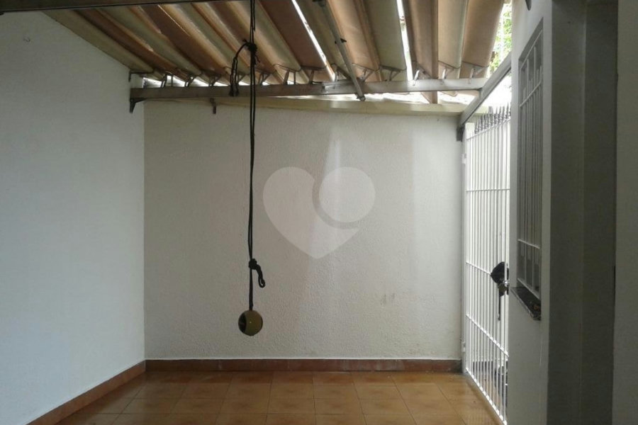 Sobrado à venda com 3 quartos, sendo 1 suíte, em Tremembé, São Paulo, SP