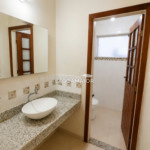 Casa à venda com 6 quartos, sendo 3 suítes,  em Santos Dumont, Três Lagoas, MS
