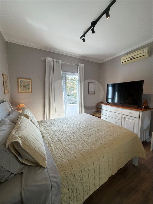 Casa à venda com 4 suítes no condomínio Jardim das Palmeiras, Vinhedo - SP
