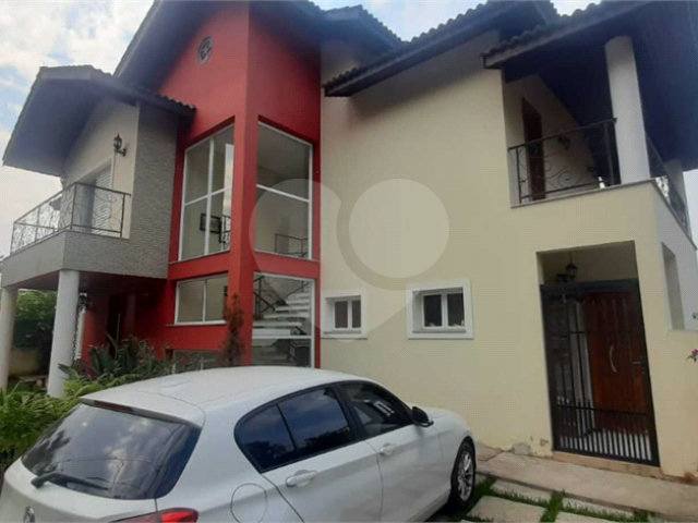 Casa à venda com 3 suítes em Serra da Cantareira, Mairiporã, SP