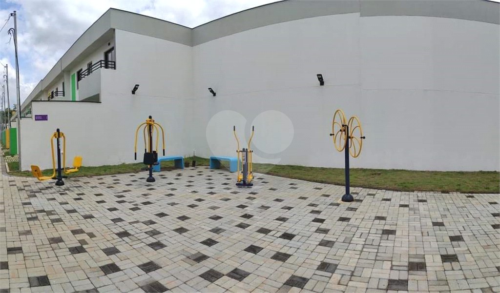 Casa à venda com 2 quartos no condomínio Sindona Parque 1, Cotia - SP