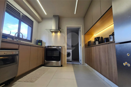 Apartamento à venda ou para alugar com 3 suítes em Brooklin Paulista, São Paulo, SP