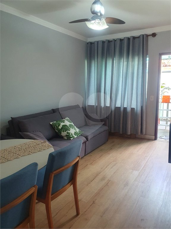 Casa à venda com 2 suítes no condomínio Residencial Maracujás, São Paulo - SP