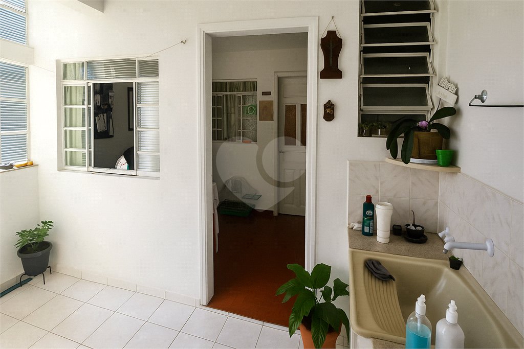 Casa à venda com 6 quartos em Vila Maria, Itapetininga, SP