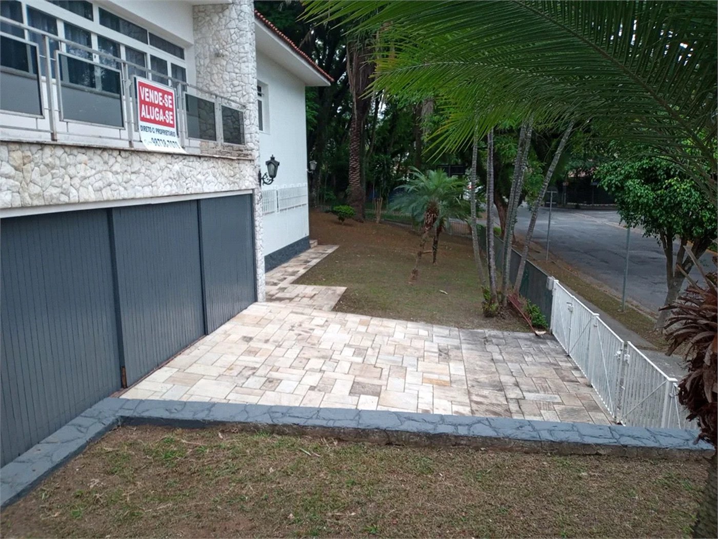 Casa Térrea à venda ou para alugar com 3 quartos, sendo 1 suíte,  em Caxingui, São Paulo, SP