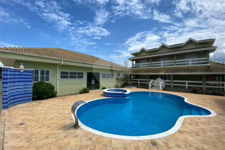 Casa à venda com 6 quartos, sendo 1 suíte, no condomínio Horizonte Azul I, Itupeva - SP