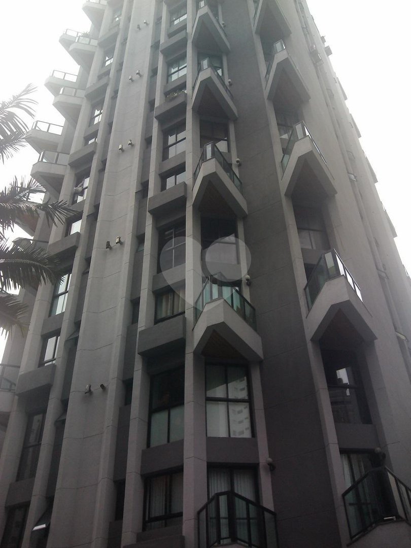 Duplex para alugar com 1 suíte em Itaim Bibi, São Paulo, SP