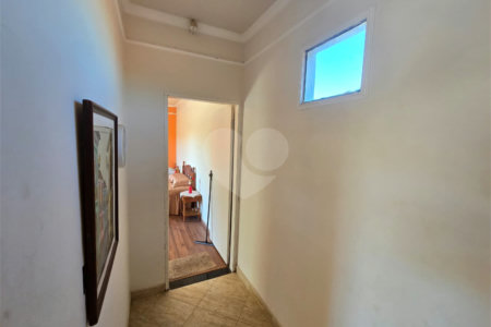 Casa à venda com 5 quartos, sendo 1 suíte,  em Vila Santana, Itapetininga, SP